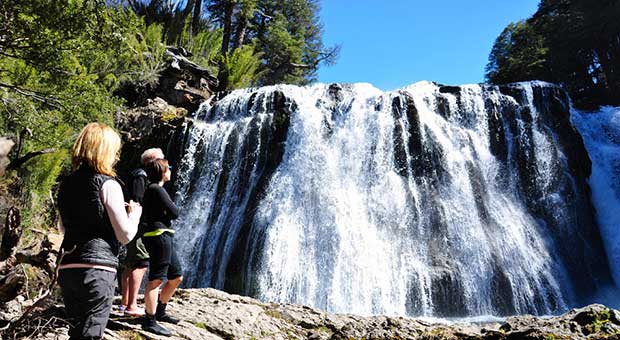 Nivinco Waterfalls - Image 4