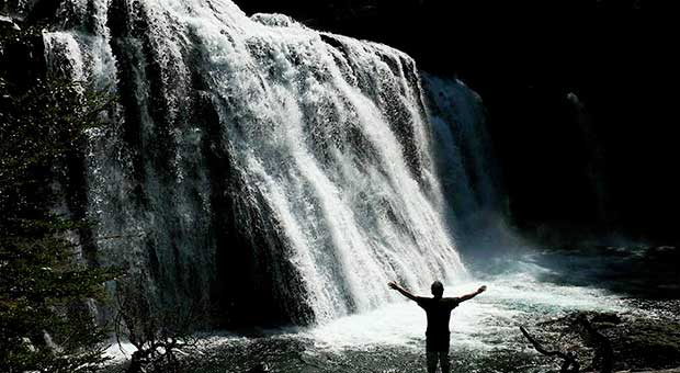 Nivinco Waterfalls - Image 3